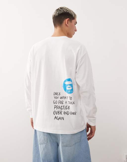Aape by A Bathing Ape - T-shirt a maniche lunghe bianca con stampe stile scarabocchio, 3 di 5