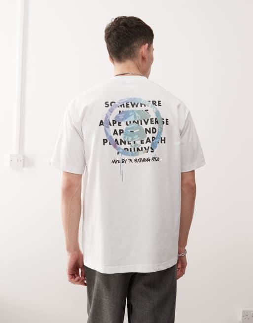 AAPE BY A BATHING APE - T-shirt bianca con stampa del logo multicolore sul retro