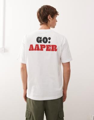 Aape by A Bathing Ape - T-shirt coupe carre avec imprim Go Aaper sur le devant et au dos - Aape By A Bathing Ape - Modalova