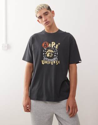 Aape by A Bathing Ape - T-shirt coupe carre avec logo imprim sur le devant - Aape By A Bathing Ape - Modalova