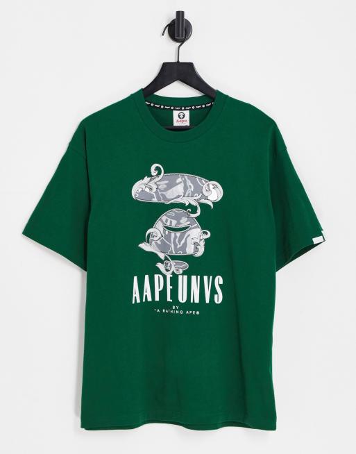 AAPE By A Bathing Ape – T-Shirt in Grün mit Barock-Design