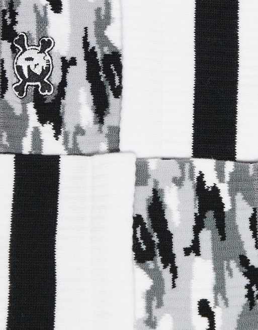 Aape by A Bathing Ape x Erased – Doppellagige Socken in Weiß und mit Military-Muster, 3 von 3