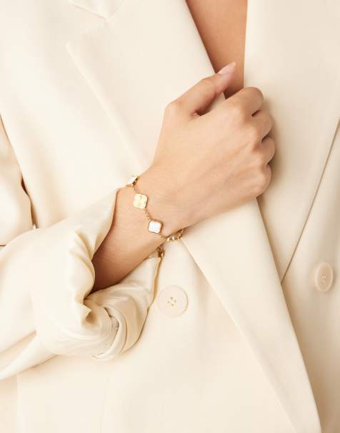 Abbott Lyon faux pearl and gold clover adjustable bracelet in 18k gold plated waterproof stainless steel - view 1