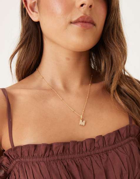 Abbott Lyon - Ketting van waterbestendig roestvrij staal verguld met 18k goud met bol hangertje met 'M' initiaal - view 1