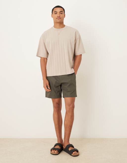 Abercrombie & Fitch 7" tailored shorts in khaki, 2 of 5