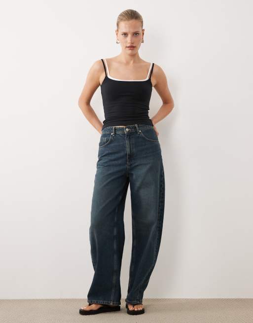 Abercrombie & Fitch 90s double layer cami with built in bra in black, 2 of 4