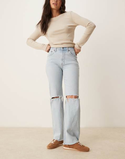 Abercrombie & Fitch 90s relaxed jeans with knee rip in light wash blue - view 1