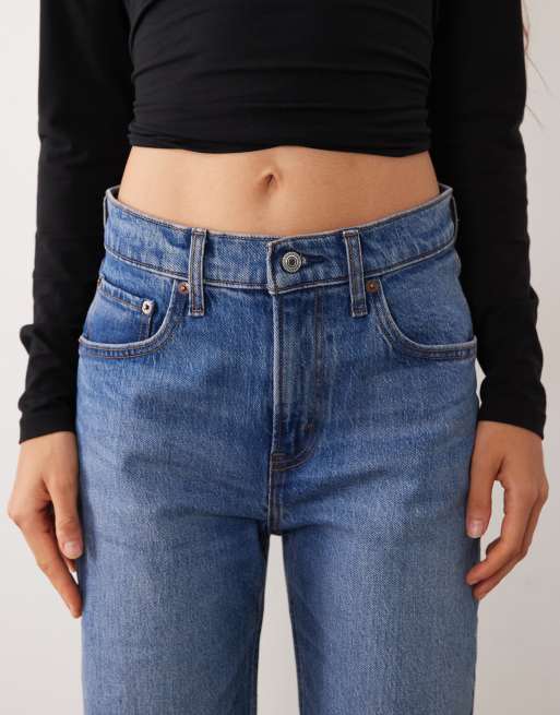 Abercrombie & Fitch 90s relaxed straight leg jeans in mid blue, 3 of 5