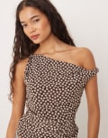 [Abercrombie & Fitch] Abercrombie & Fitch asymmetric ruched mesh top in brown polka dot-White XL BROWN