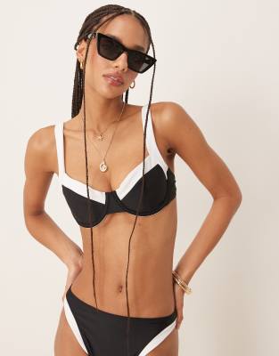 Abercrombie & Fitch - Bademode - Bikini-Oberteil in Schwarz mit breiter, farblich abgesetzter Einfassung, Kombiteil