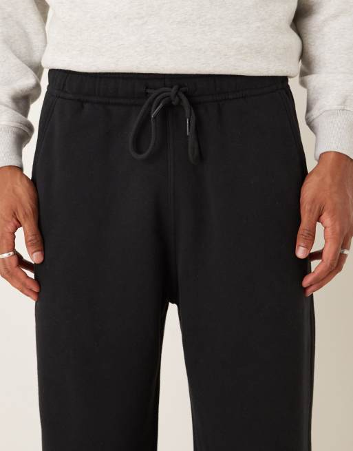 Abercrombie & Fitch baggy essential open hem sweatpants in black, 4 of 5