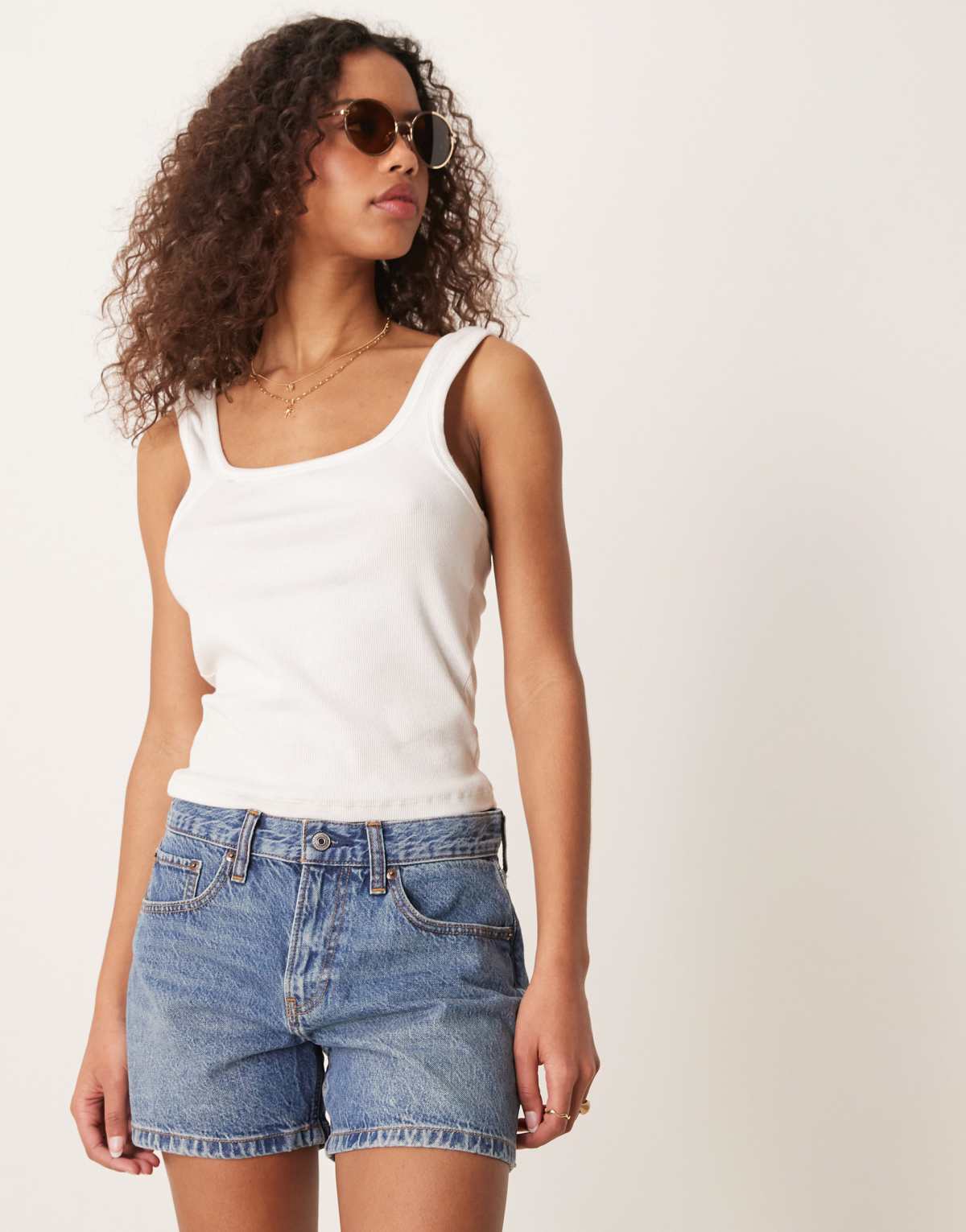 Abercrombie & Fitch baggy short in medium wash