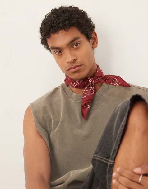 Abercrombie & Fitch bandana in red print - view 1