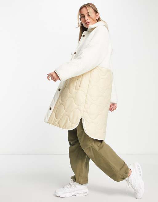 Abercrombie & Fitch – Beige vadderad kappa av blandade material i lång modell, 4 av 4