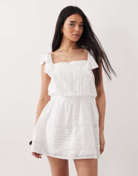 Abercrombie & Fitch – Biała sukienka mini z haftowanym wzorem w stylu boho i szortami - view 1