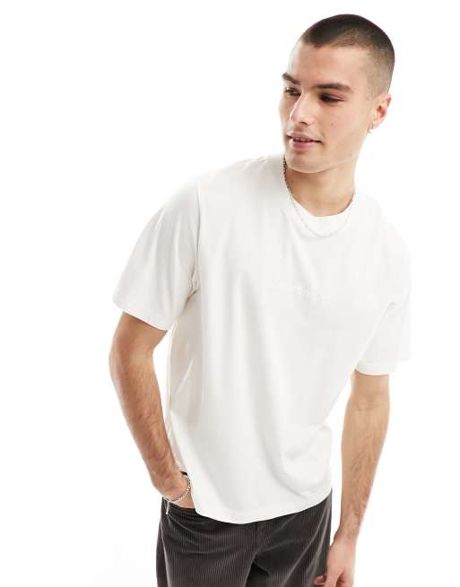 Abercrombie & Fitch – Biały T-shirt z wytłoczonym logo na środku