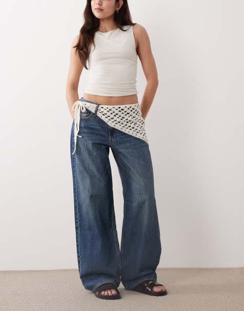 Abercrombie & Fitch - Blå højtaljede jeans i mellemvask med lige ben og aftagelig overlagsdetalje - view 1