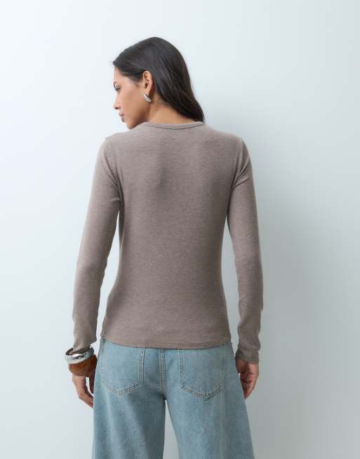 Abercrombie & Fitch blød langærmet top i beige, 5 af 5