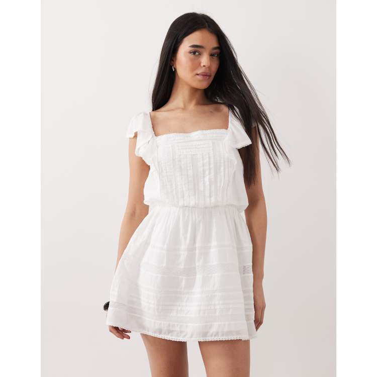 boho embroidered white dress Chic Floral Embroidered Boho Wedding Dress with Detachable Sleeves