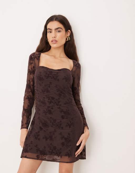 Abercrombie & Fitch – Brązowa sukienka mini w kwiaty z długimi rękawami i podszewką