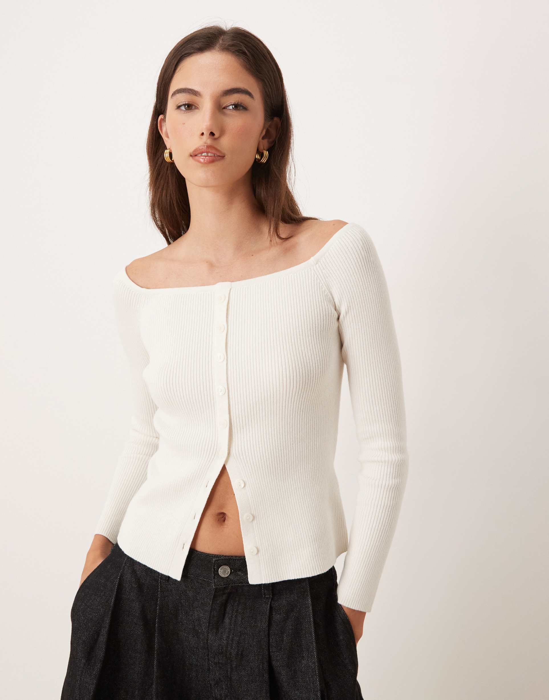 abercrombie & fitch button up off shoulder top in cream