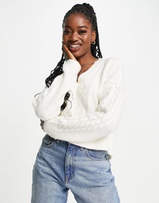Abercrombie & Fitch cable knit v-neck jumper in white - ASOS Price Checker