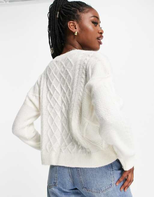 cable-knit V-neck jumper