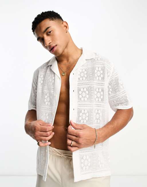 Abercrombie & Fitch - Camicia a maniche corte color crema con motivo geometrico cut-out