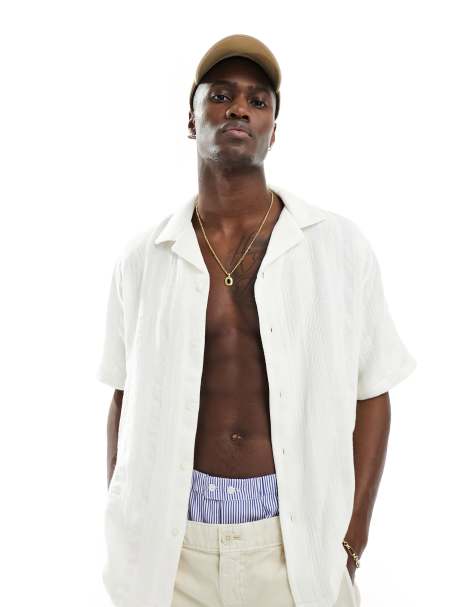 Abercrombie & Fitch - Camicia comoda a maniche corte bianca a righe in plumetis - view 1