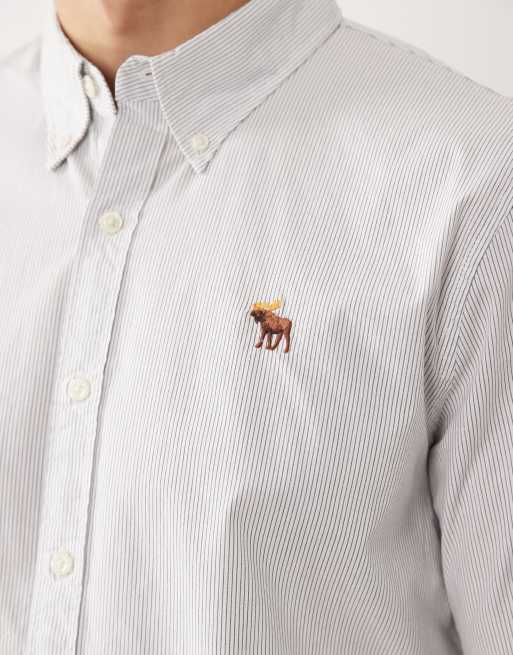 Abercrombie & Fitch - Camicia in popeline blu/bianco a righe con logo iconico, 4 di 5