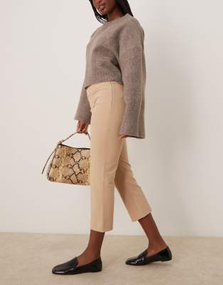 Abercrombie & Fitch - Caprihose in Beige mit niedrigem Bund-Neutral