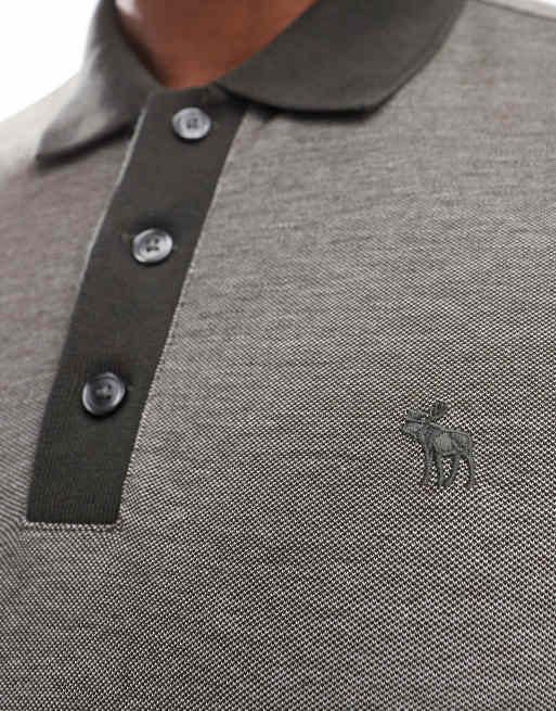 Abercrombie & Fitch - Chic - Koksgrå poloskjorte med tekstur og ikonlogo, 3 af 4