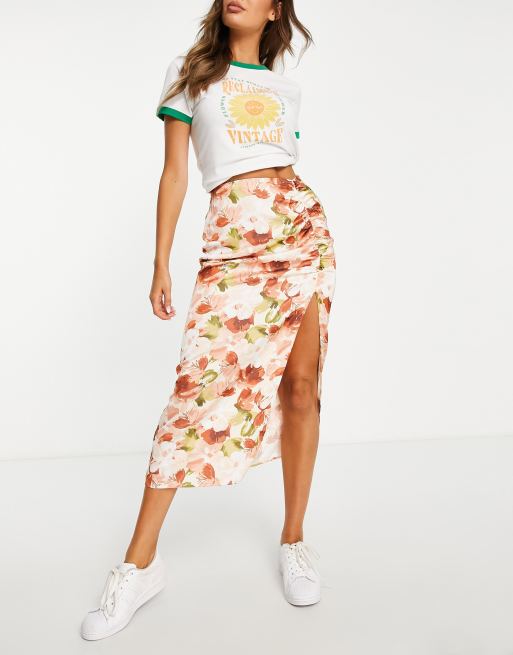 Floral maxi skirt with slits on both outlet sides