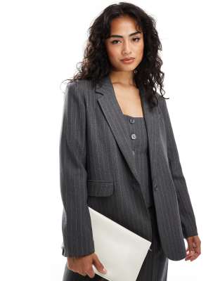 Shop Abercrombie & Fitch co ord blazer in grey pintsripe Online – Trendy & Affordable Fashion