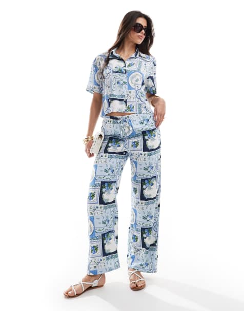 Abercrombie & Fitch co-ord tile print satin trouser in blue - view 1