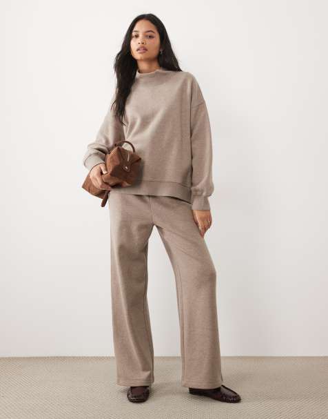 Abercrombie & Fitch - Conjunto color avena de sudadera con cuello alzado y joggers - view 1