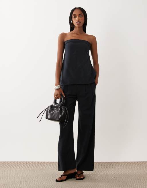 Abercrombie & Fitch - Coordinato nero con pantaloni e top a fascia taglio lungo