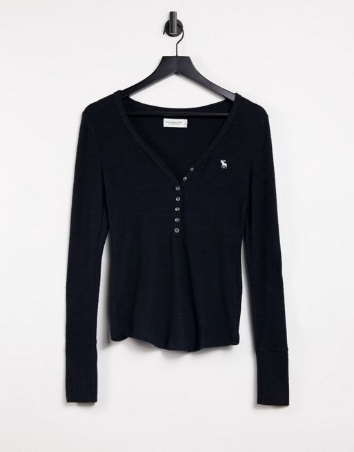 Abercrombie & Fitch cosy henley long-sleeved T-shirt in black