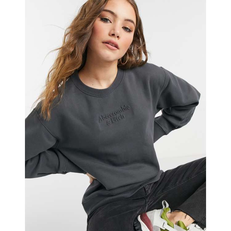 Abercrombie logo 2025 crew sweatshirt