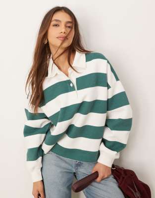 Abercrombie & Fitch Abercrombie & Fitch cropped rugby top in green stripe