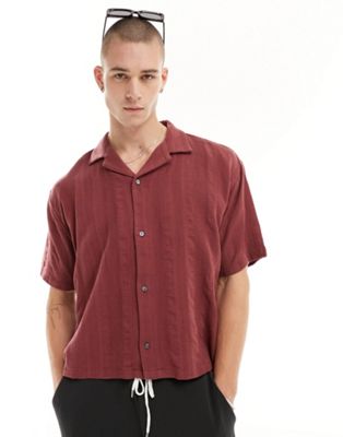 Abercrombie & Fitch cropped short sleeve shirt relaxed fit in burgundy