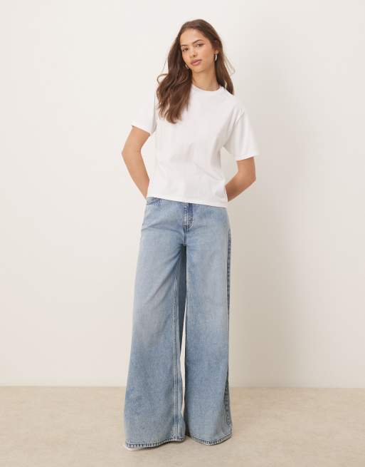 Abercrombie & Fitch - Cropped T-shirt in wit, 2 van 4