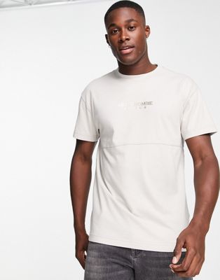 Abercrombie & Fitch cross chest logo t-shirt in dove grey - ASOS Price Checker