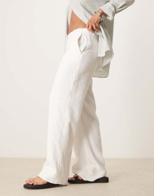 Abercrombie & Fitch curve high rise linen tailored trousers in white, 2 of 5