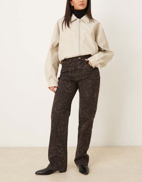 Abercrombie & Fitch Curve – Love – Chokladbruna, gepardmönstrade jeans med avslappnad 90-tals passform - view 1