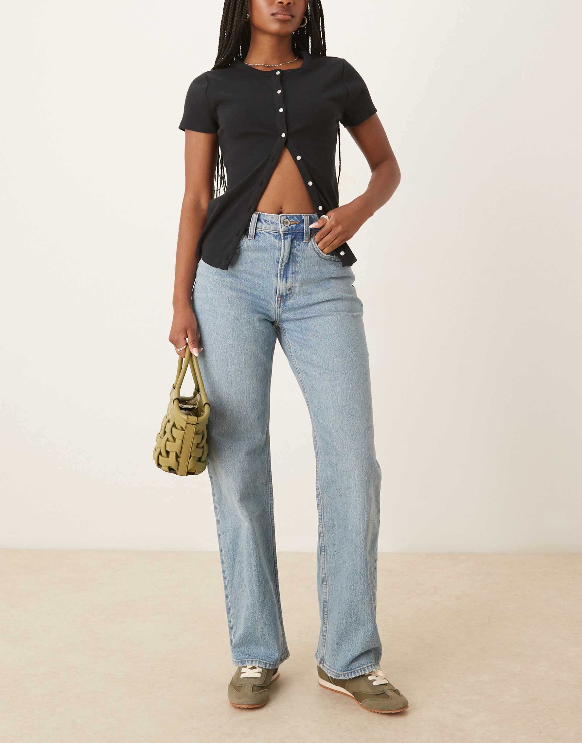 abercrombie & fitch curve love high rise 90's relaxed jeans in medium wash