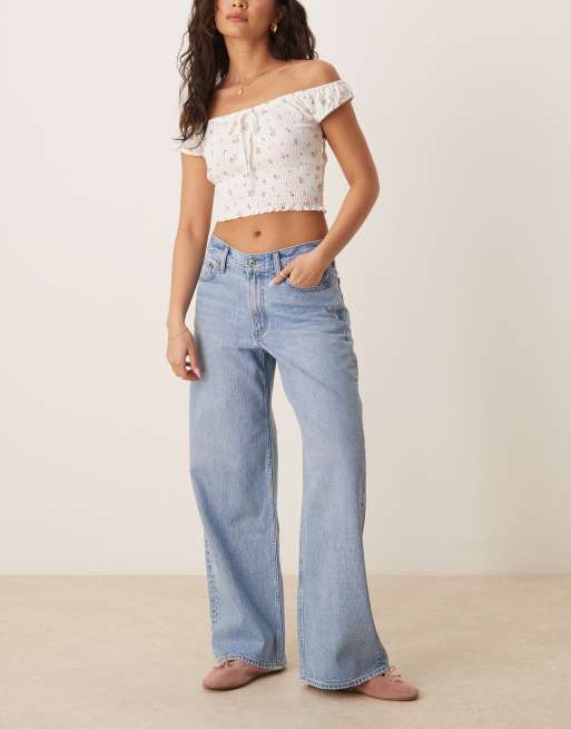 Abercrombie & Fitch – Curve Love – Jasnoniebieskie bardzo luźne jeansy z obniżonym stanem