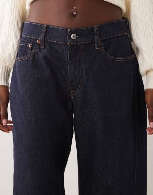 Abercrombie & Fitch Curve Love jean ample taille basse délavage bleu marine, 4 de 5