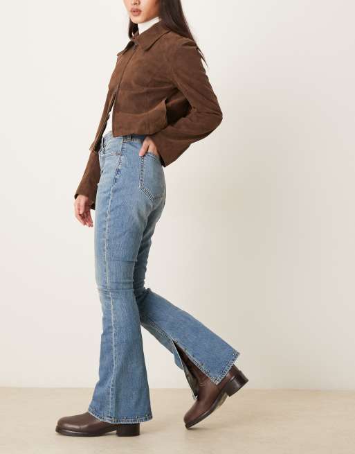 Abercrombie & Fitch curve love mid rise bootcut jeans in light blue wash, 2 of 5