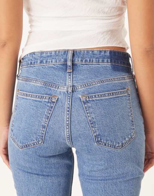 Abercrombie & Fitch curve love mid rise bootcut jeans in mid blue wash, 4 of 5